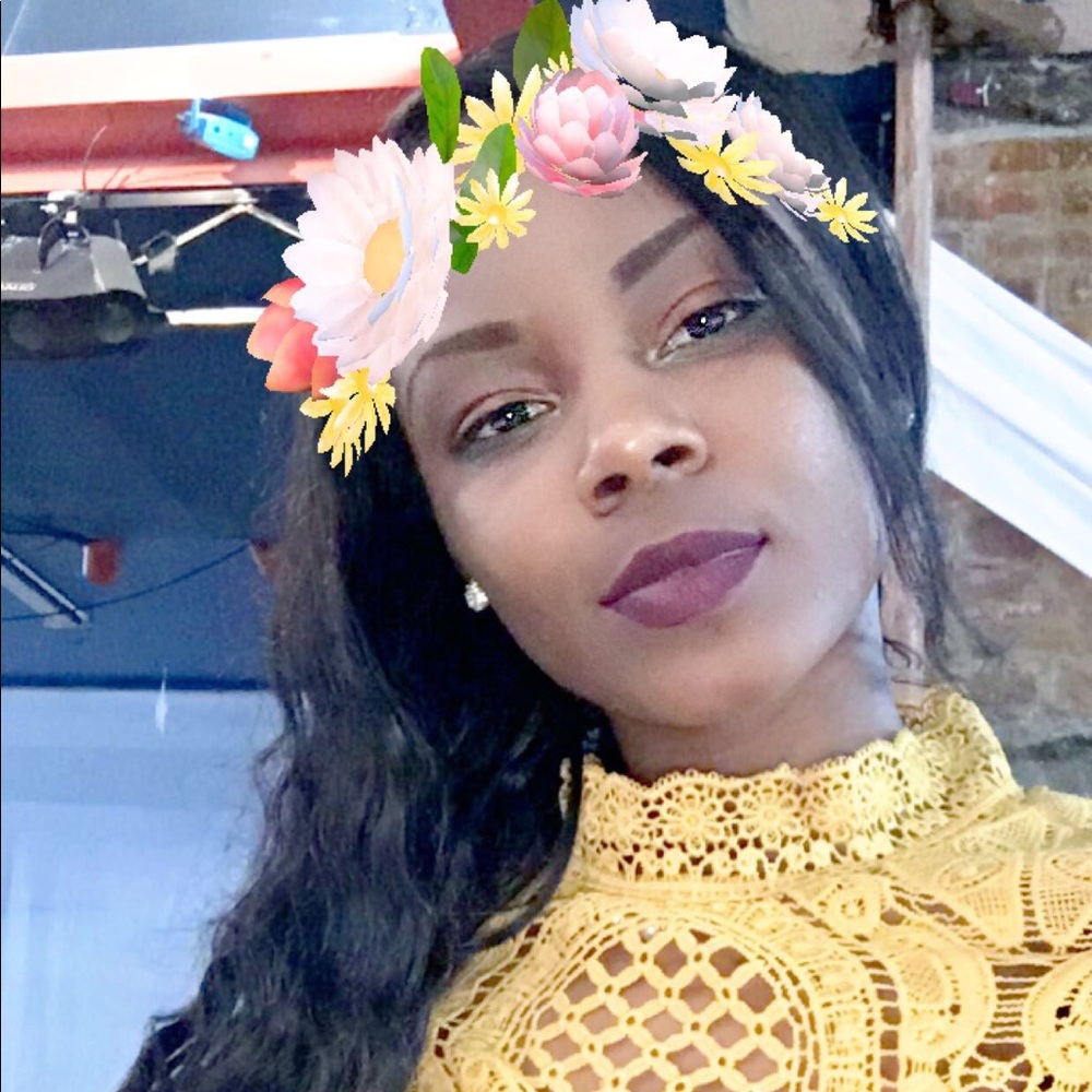 Meet your Posher, Francesca